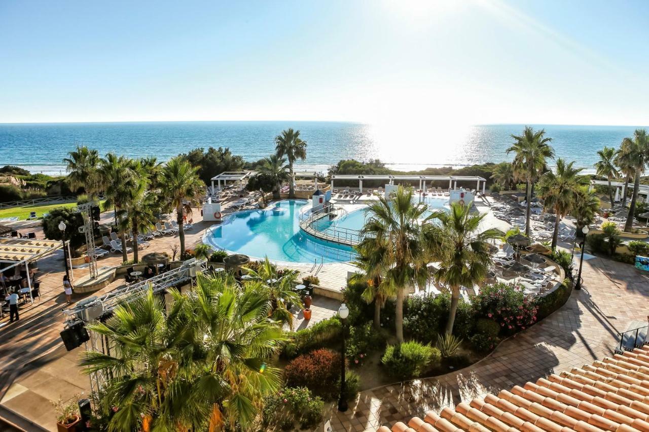 Отель Aldiana Club Andalusien Чиклана-де-ла-Фронтера Экстерьер фото