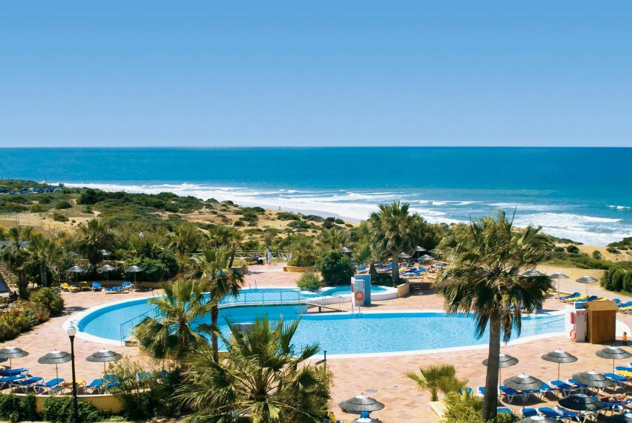 Отель Aldiana Club Andalusien Чиклана-де-ла-Фронтера Экстерьер фото